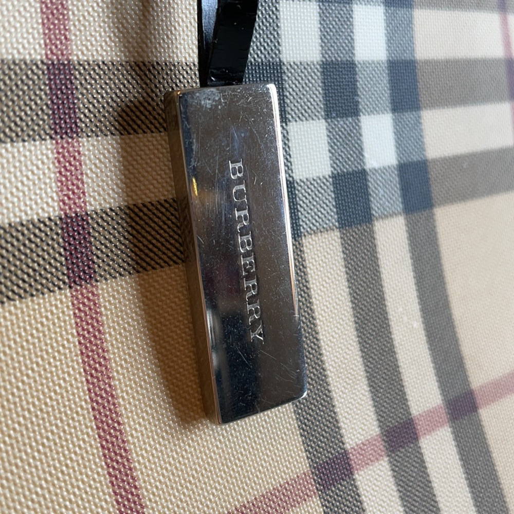 Burberry Bag - Picture 2 of 10